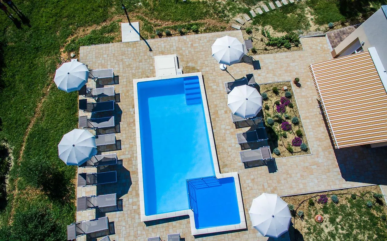 Apartments Viktorija 2 Baska  Croatia
