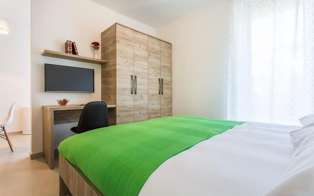 Apartments Viktorija 2 Baska