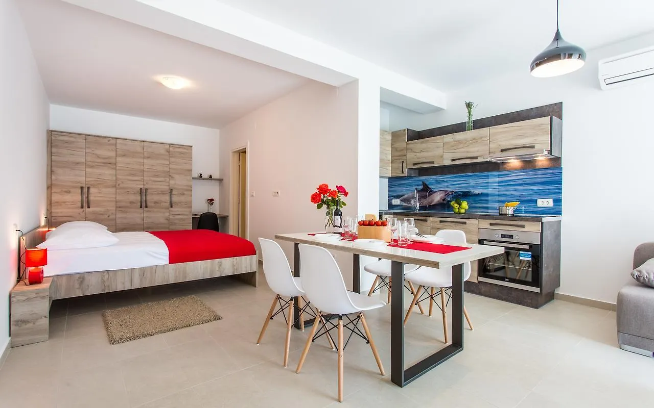 Apartments Viktorija 2 Baska  Croatia